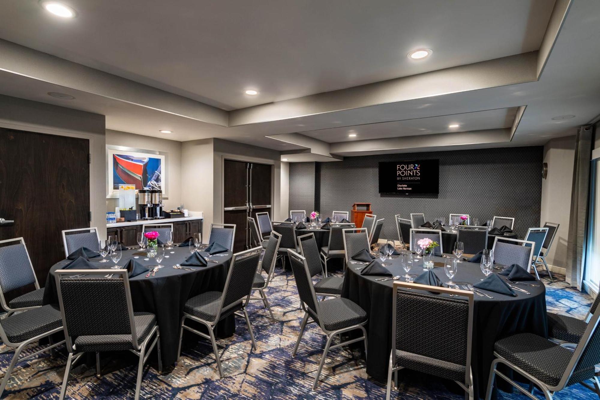 Four Points By Sheraton Charlotte - Lake Norman Хантерсвилл Бизнес фото