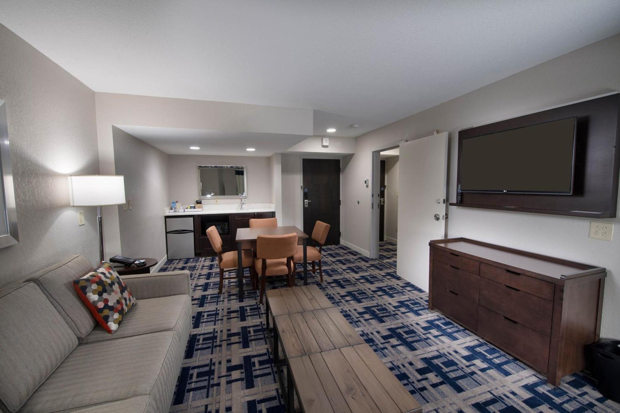 Four Points By Sheraton Charlotte - Lake Norman Хантерсвилл Номер фото